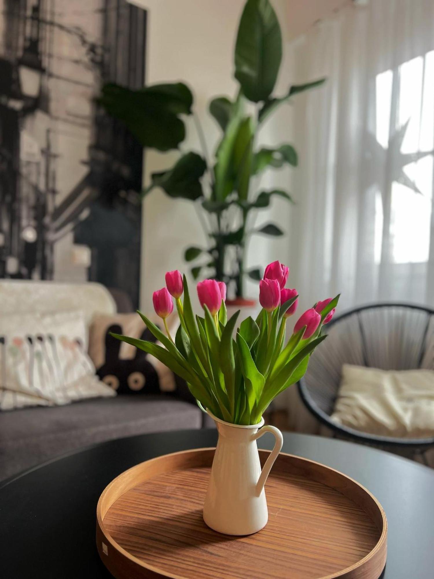 West Budapest Apartman Buitenkant foto